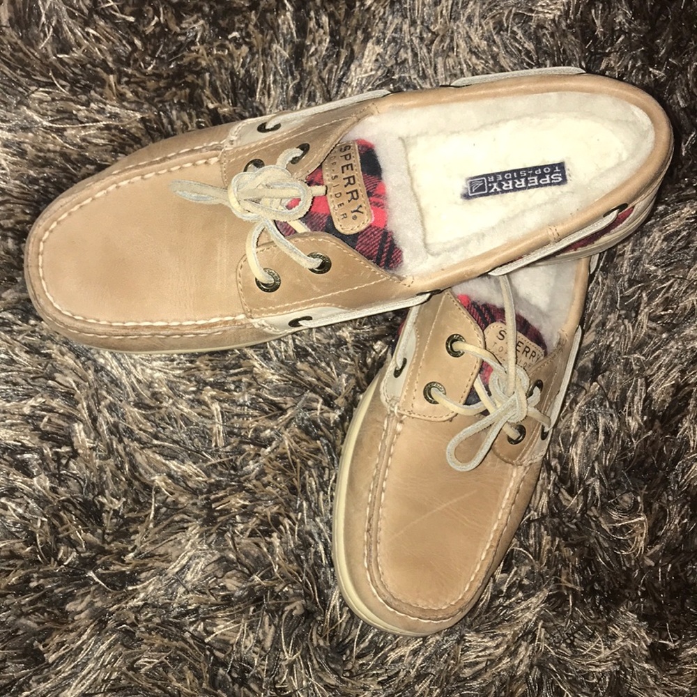 Authentic Fuzz Lined Sperry’s Size 8